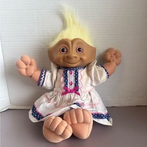 1991 Vintage Treasure Troll
Doll 12"